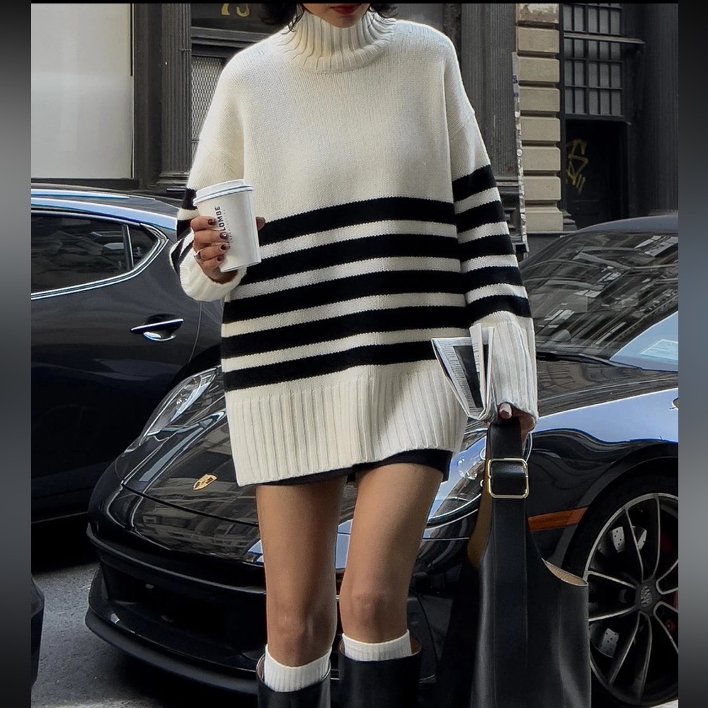 Commense Black and White Striped Turtleneck Sweater